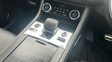 Jaguar F-Pace 2.0 D200 R-Dynamic SE 5dr Auto AWD Diesel Estate